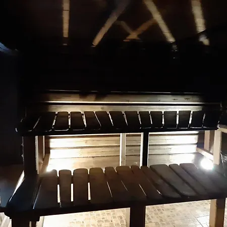 Nyaraló Brivdienu Maja Metrini